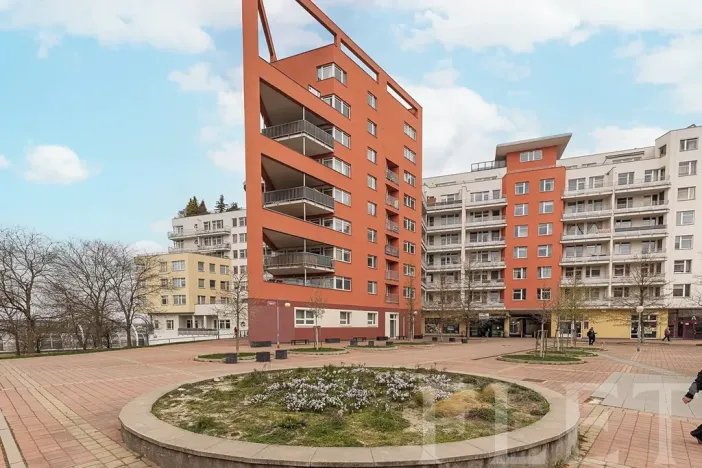 Pronájem bytu 2+kk, Praha - Hlubočepy, Trnkovo náměstí, 52 m2