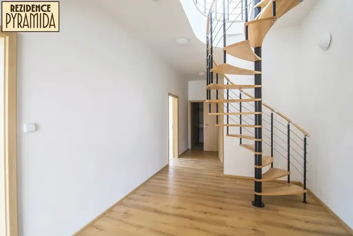 Prodej bytu 4+kk, Mariánské Lázně, Ruská, 110 m2