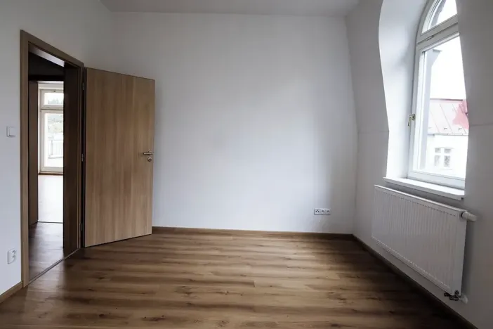 Prodej bytu 4+kk, Mariánské Lázně, Ruská, 110 m2