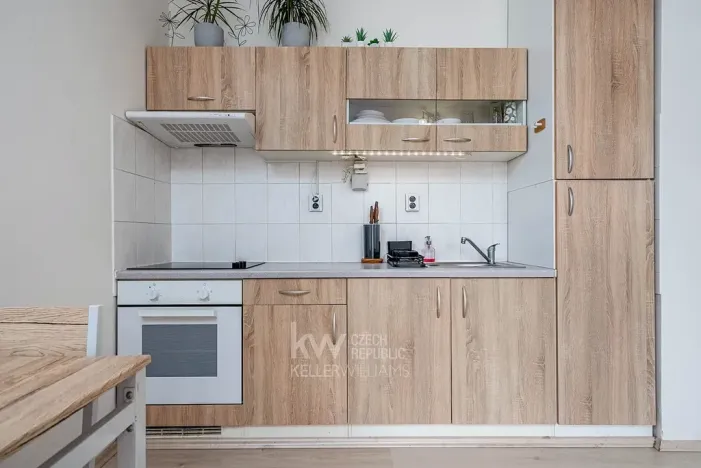 Prodej bytu 1+kk, Hostivice, Zimní, 30 m2