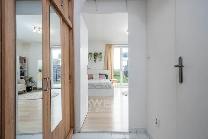 Prodej bytu 1+kk, Hostivice, Zimní, 30 m2