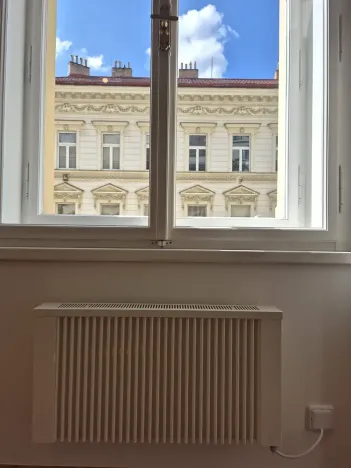 Pronájem bytu 1+1, Praha - Vinohrady, Perunova, 40 m2