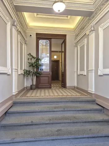 Pronájem bytu 1+1, Praha - Vinohrady, Perunova, 40 m2