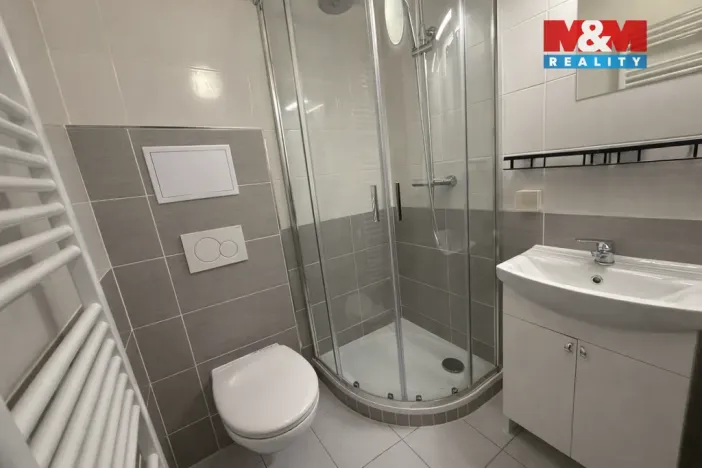 Pronájem bytu 1+1, Kladno, Sokolovská, 28 m2