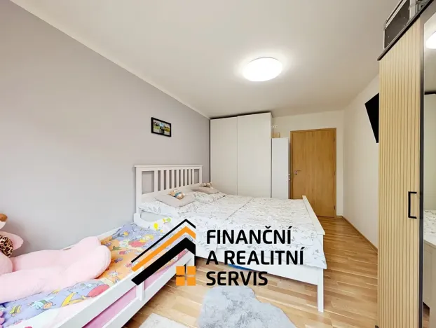 Prodej bytu 2+1, Milovice, Spojovací, 45 m2