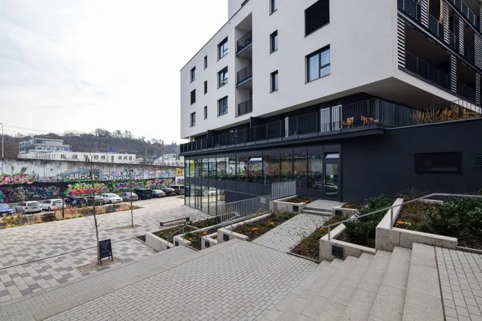 Pronájem bytu 1+kk, Praha - Modřany, Mezi vodami, 41 m2