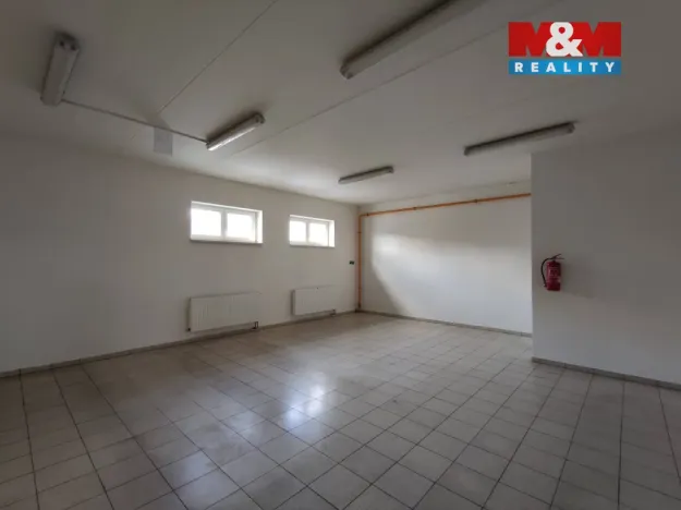 Pronájem výrobních prostor, Třanovice, 1295 m2