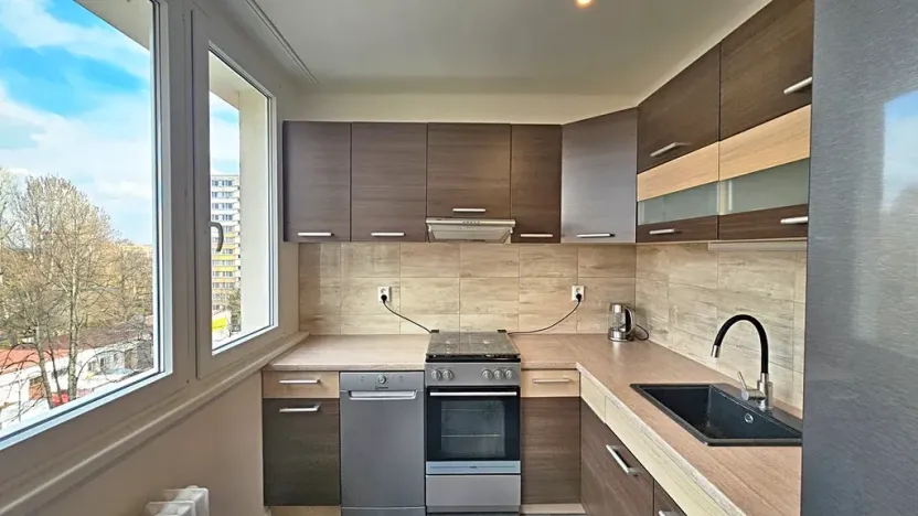 Pronájem bytu 2+1, Kolín, Dělnická, 60 m2