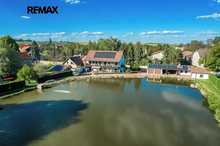 Prodej rodinného domu, Přelíc, 460 m2