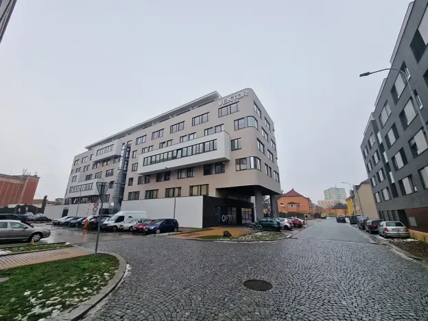 Prodej bytu 2+kk, Pardubice, Rokycanova, 57 m2