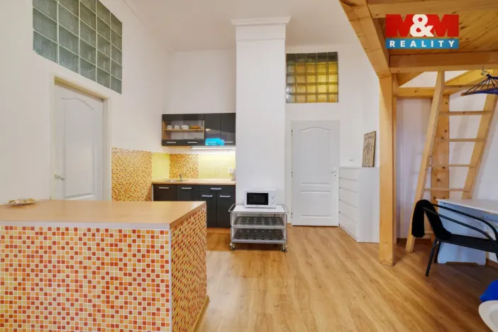 Prodej bytu 2+kk, Karlovy Vary, Krále Jiřího, 60 m2