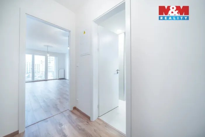 Pronájem bytu 1+kk, Praha, 34 m2