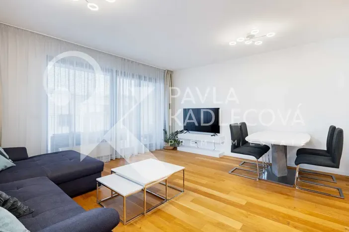 Pronájem bytu 3+kk, Praha - Karlín, Sokolovská, 100 m2