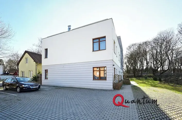 Prodej bytu 1+kk, Praha - Uhříněves, Bečovská, 20 m2