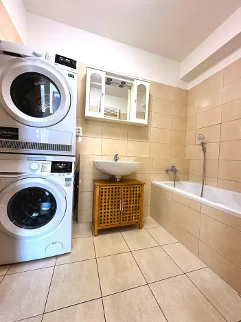 Pronájem bytu 2+kk, Praha - Holešovice, Varhulíkové, 53 m2