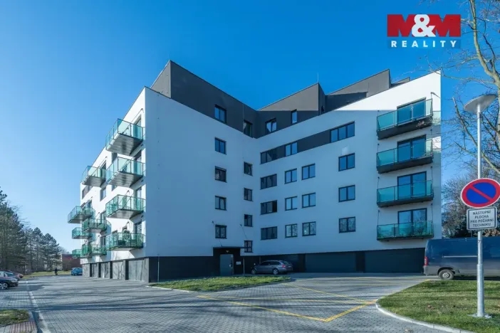 Pronájem bytu 2+kk, Ostrava - Poruba, Ukrajinská, 56 m2