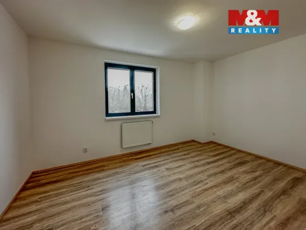 Pronájem bytu 2+kk, Ostrava - Poruba, Ukrajinská, 56 m2