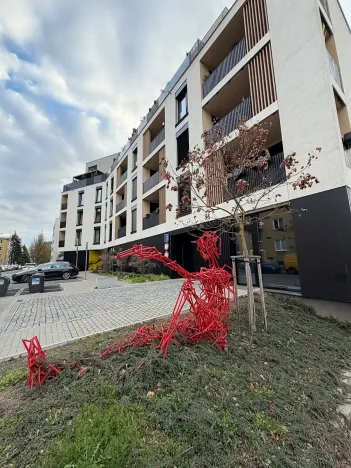 Pronájem bytu 1+kk, Praha - Strašnice, Michelangelova, 35 m2