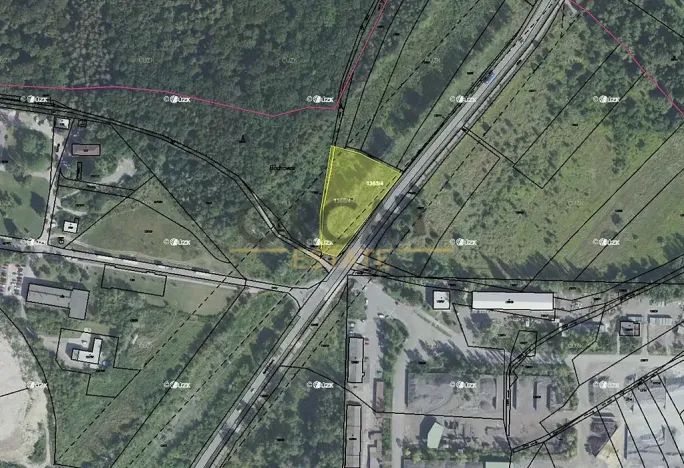 Prodej podílu pole, Praha, 3695 m2