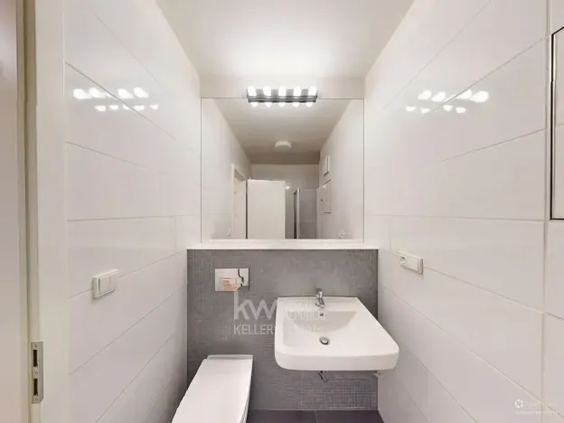 Pronájem bytu 1+kk, Praha - Libeň, Novovysočanská, 25 m2