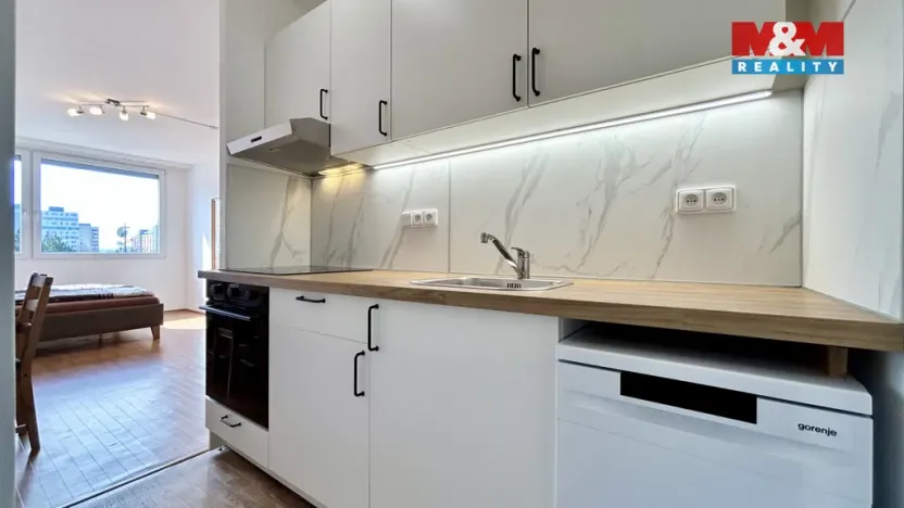 Pronájem bytu 2+kk, Praha - Bohnice, Poznaňská, 42 m2