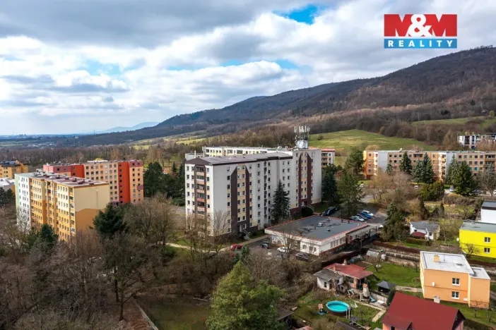 Prodej bytu 4+1, Chlumec, Vyklická, 98 m2