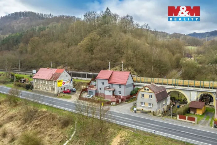 Prodej rodinného domu, Dobkovice, 224 m2