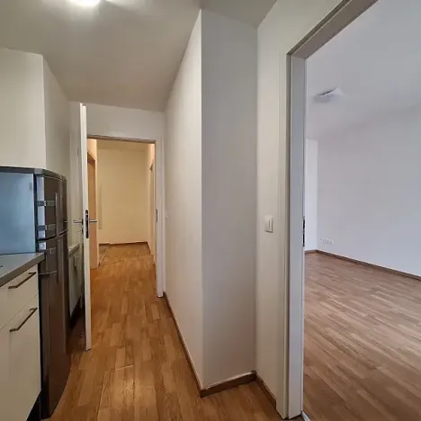 Pronájem bytu 2+1, Praha - Smíchov, Podbělohorská, 41 m2