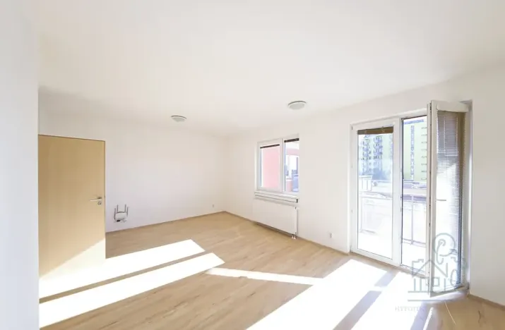 Pronájem bytu 1+kk, Praha - Kamýk, U Kamýku, 32 m2
