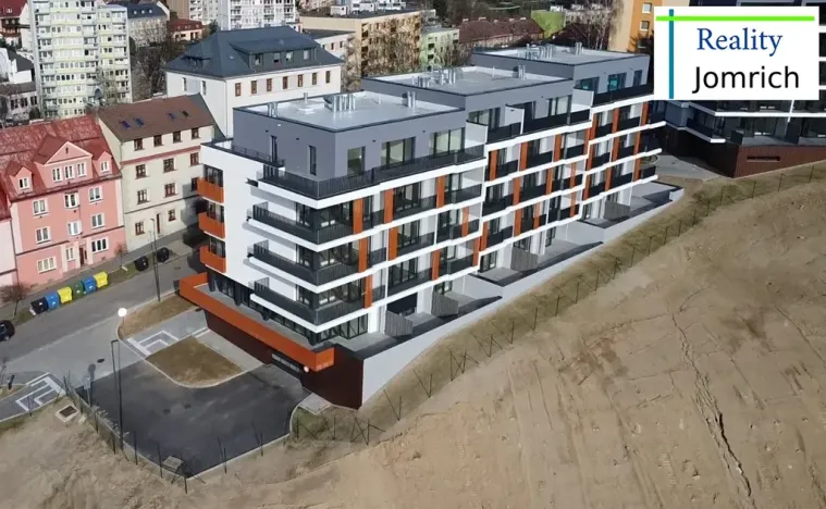 Pronájem bytu 3+kk, Liberec, Na Perštýně, 74 m2