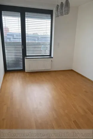 Pronájem pokoje, Praha - Holešovice, Kouteckého, 20 m2