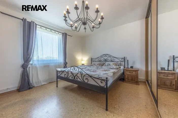 Prodej bytu 4+kk, Praha - Čakovice, Ke stadionu, 82 m2