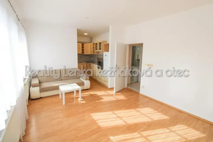 Pronájem bytu 1+kk, Mikulov, Brněnská, 36 m2