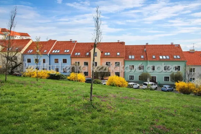 Pronájem bytu 1+kk, Mikulov, Brněnská, 36 m2