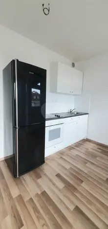 Pronájem bytu 1+kk, Praha - Uhříněves, Oty Bubeníčka, 31 m2