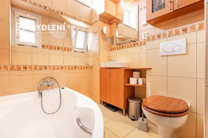 Prodej bytu 3+1, Ústí nad Labem, Elišky Krásnohorské, 74 m2