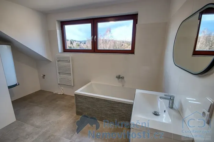 Prodej bytu 3+kk, Nová Pec, 74 m2