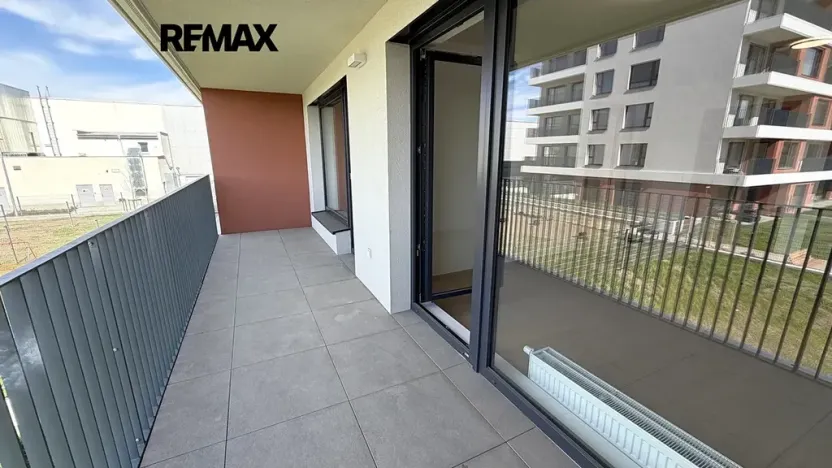 Pronájem bytu 2+kk, Praha - Letňany, Vyletalova, 54 m2