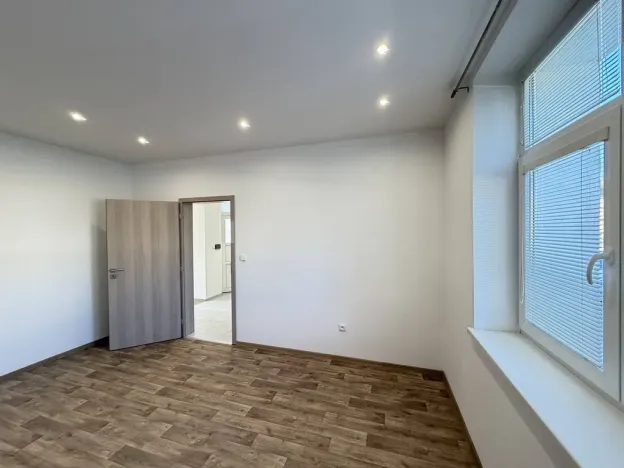 Pronájem bytu 2+kk, Pardubice - Bílé Předměstí, Kotkova, 60 m2