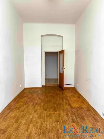 Pronájem bytu 1+1, Praha - Nusle, Bělehradská, 33 m2