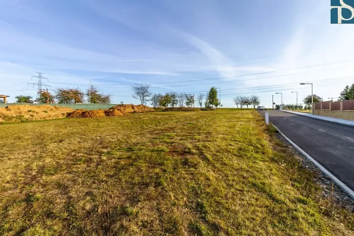 Prodej pozemku pro bydlení, Ohrobec, Zvolská, 1099 m2