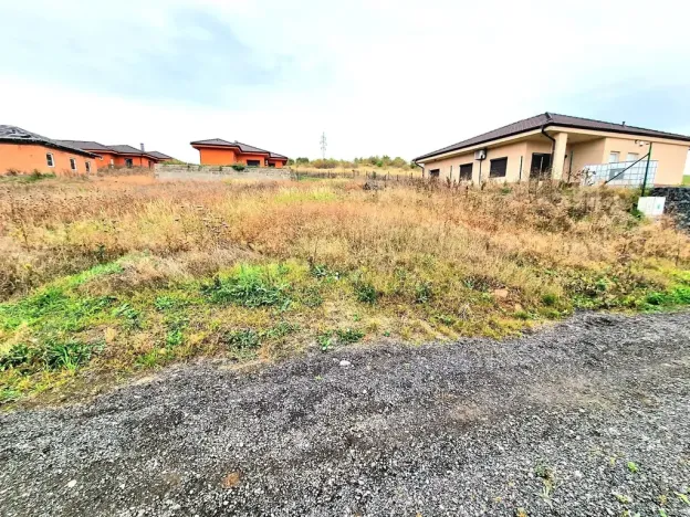 Prodej pozemku pro bydlení, Modlany, 755 m2