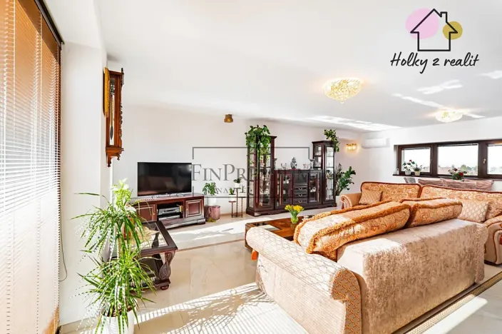 Prodej rodinného domu, Psáry, U Studny, 298 m2