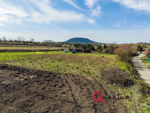 Prodej pozemku pro bydlení, Kostomlaty pod Řípem, 1523 m2