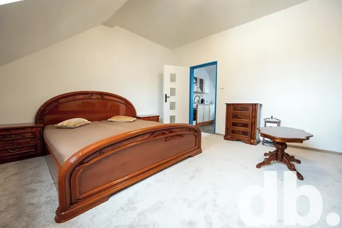 Pronájem bytu 1+1, Karlovy Vary, Jabloňová, 45 m2