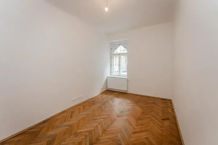 Pronájem kanceláře, Praha - Vinohrady, Mánesova, 52 m2