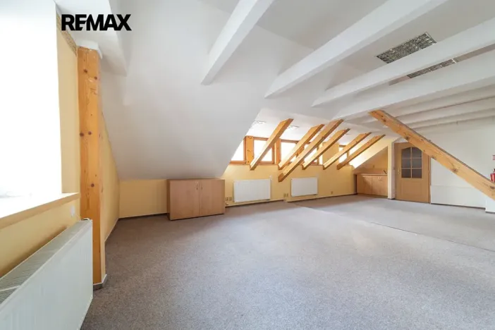 Prodej kanceláře, Šumperk, nám. Míru, 200 m2