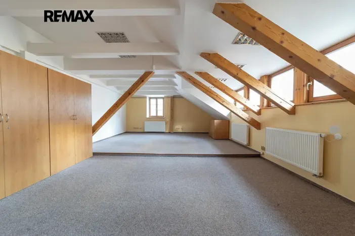 Prodej kanceláře, Šumperk, nám. Míru, 200 m2