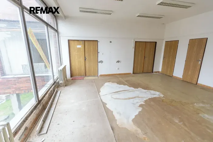 Prodej obchodního prostoru, Město Albrechtice, Míru, 1427 m2