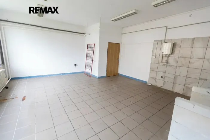 Prodej obchodního prostoru, Město Albrechtice, Míru, 1427 m2